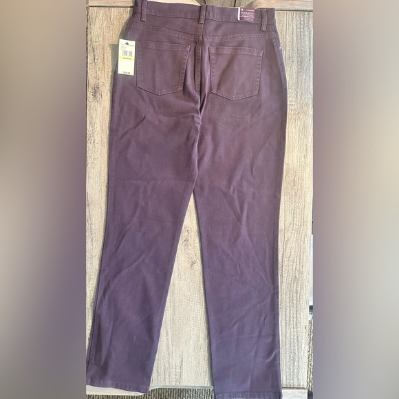 NWT Gloria Vanderbilt Amanda Original Slimming Jean Size 4 Average - Picture 6 of 6